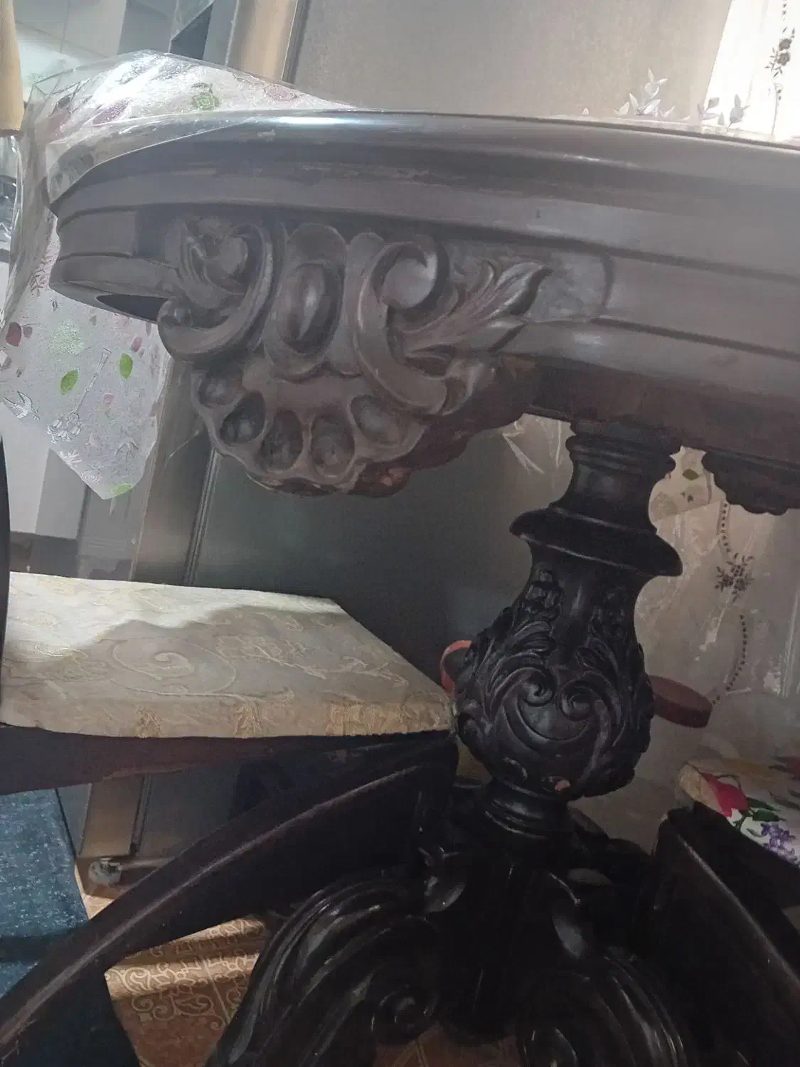 آینه قدی ومیز .ناهار خوری ۴نفره|آینه|تهران, فرودگاه مهرآباد|دیوار