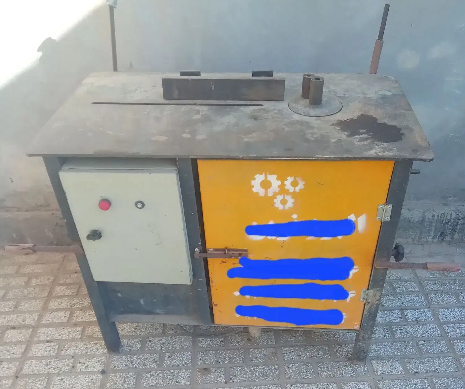 دستگاه قیچی وخاموت زن|ماشین‌آلات صنعتی|تربت‌حیدریه, مورشک|دیوار