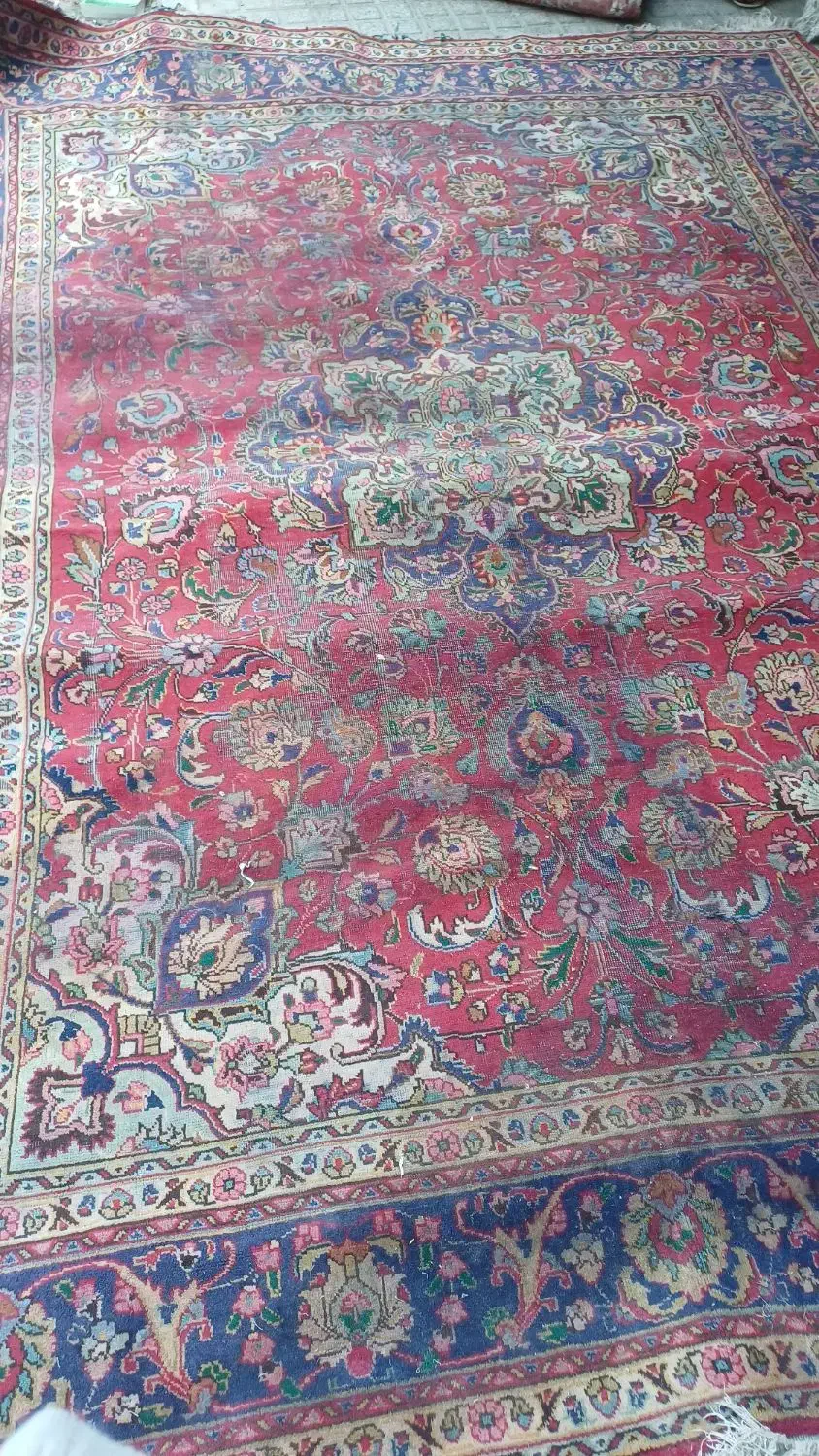 قالی دست بافت قدیمی|فرش|اصفهان, بهارستان|دیوار