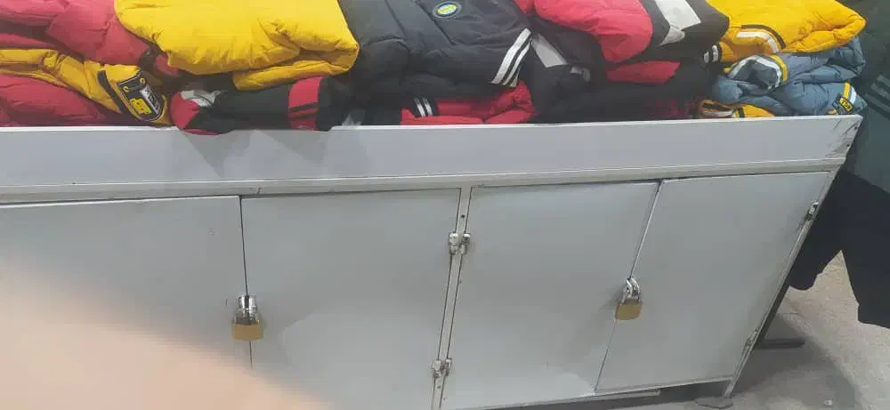 کمد|جاکفشی، کمد، دراور|بندر گناوه, |دیوار