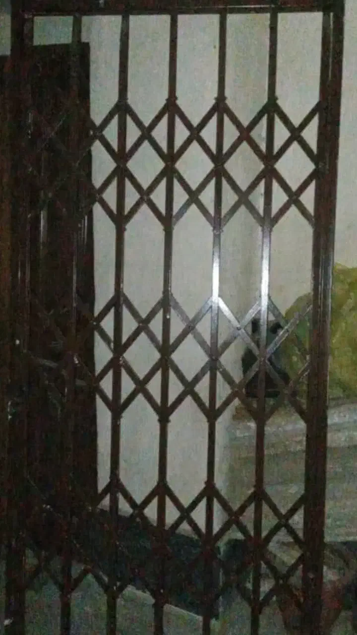 حفاظ اهنی اکاردیونی ۳گل ۱۰۵در۲۱۵|فروشگاه و مغازه|قدس, شهر‌قدس|دیوار