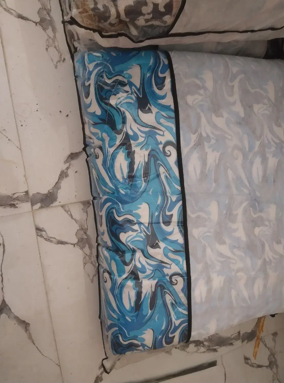 تشک مهمان|رختخواب، بالش، پتو|ارومیه, |دیوار