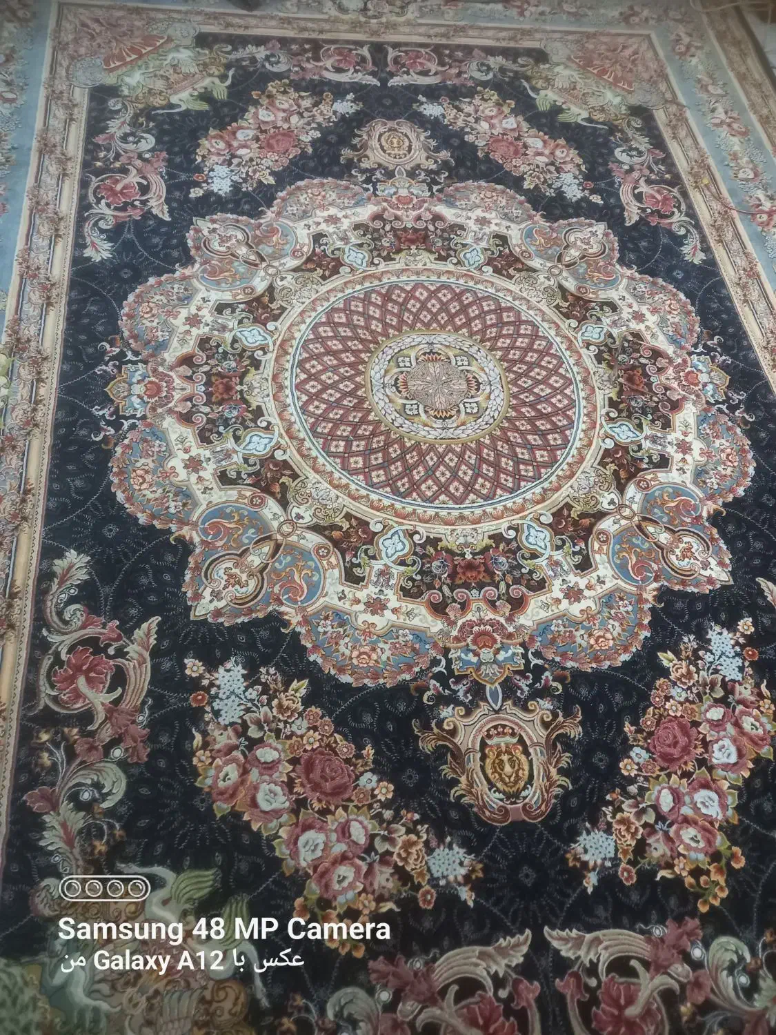 دوتخته فرش نه متری|فرش|شاهین‌شهر, شهرک گلدیس|دیوار