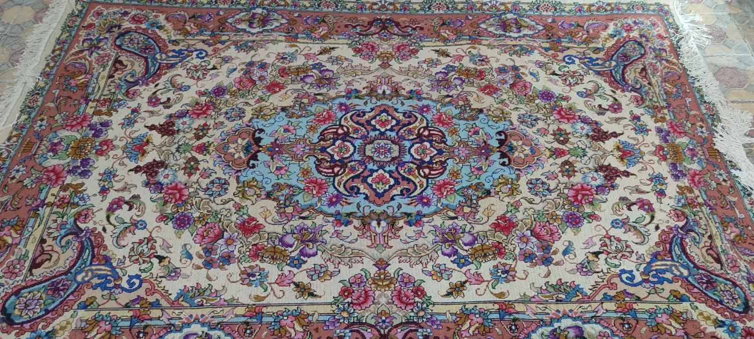 فروش یک جفت فرش ۶ متری سالاری خاص|فرش|مراغه, |دیوار