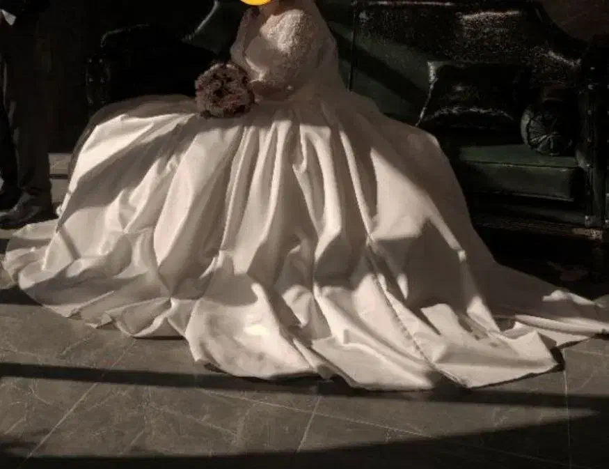 لباس عروس|لباس|شهریار, شهریار|دیوار