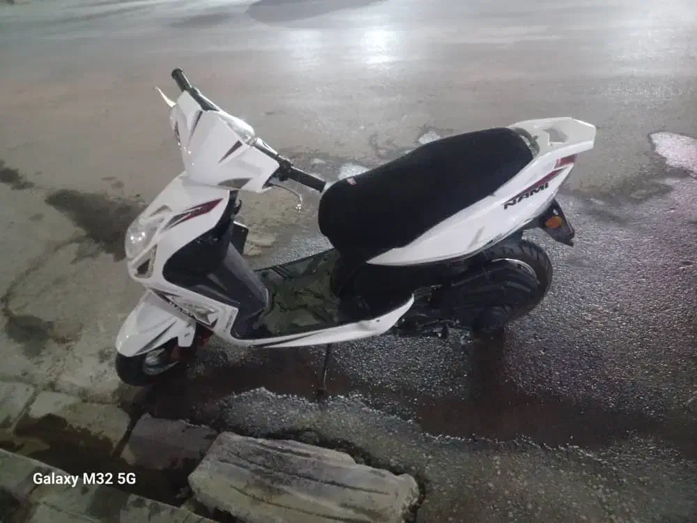 فروش موتور سیکلت بی کلاج|موتورسیکلت|شهرکرد, |دیوار