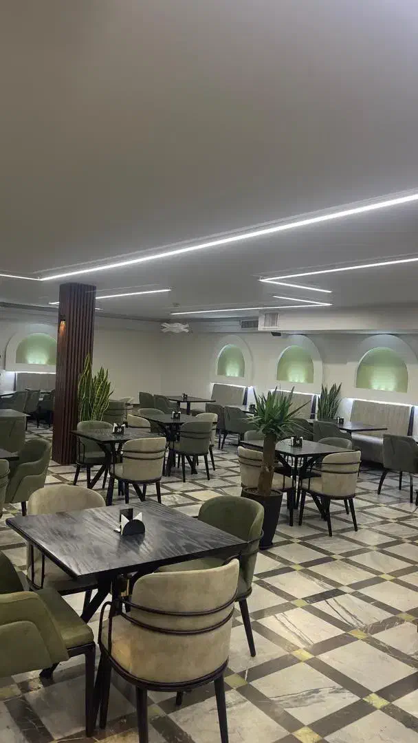 آشپز ایرانی|استخدام خدمات فروشگاه و رستوران|تهران, تهرانپارس غربی|دیوار