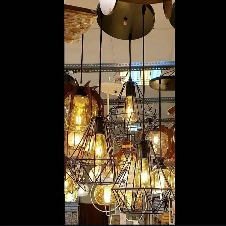 لوستر و آویز سه شعله|لوستر و چراغ آویز|رشت, احمد گوراب|دیوار