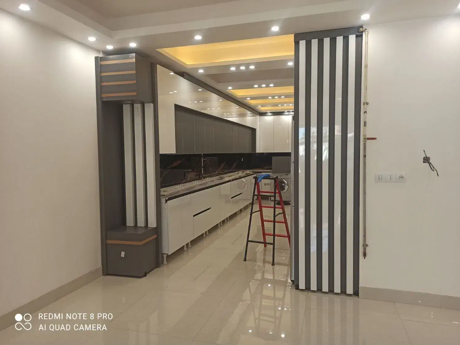 طراحی و اجرای کامل کابینت و کمد دیواری|خدمات پیشه و مهارت|هندیجان, |دیوار