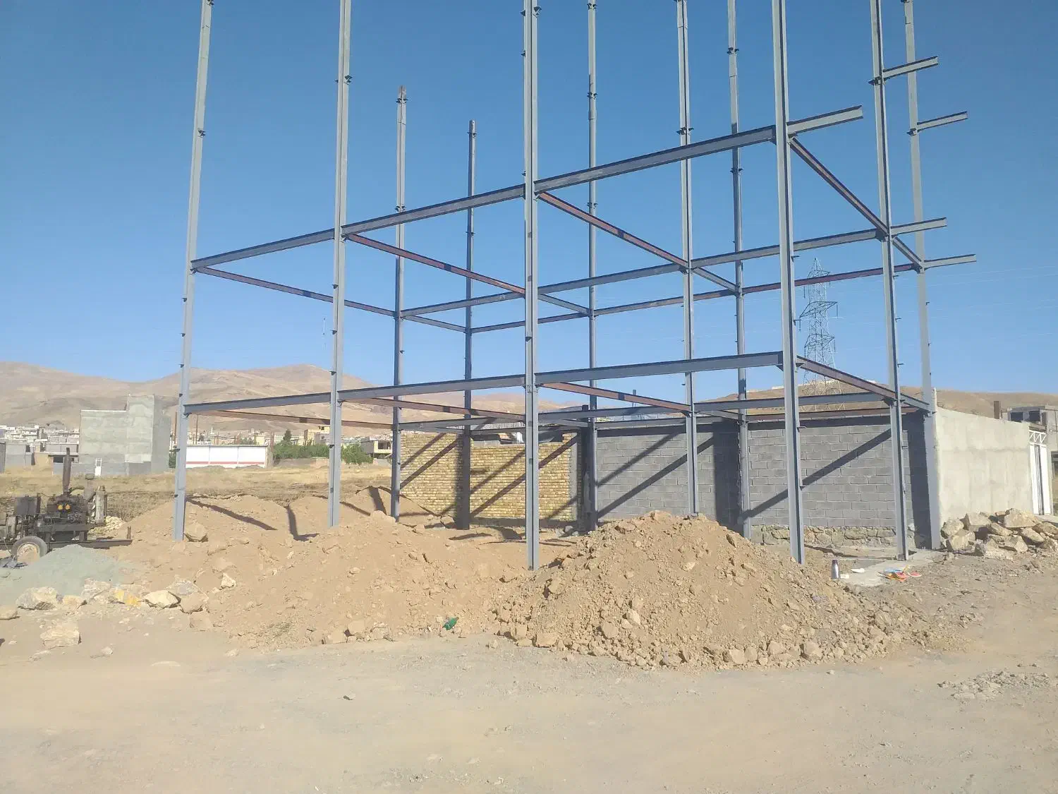 جوشکار اسکلت|خدمات پیشه و مهارت|سنندج, |دیوار