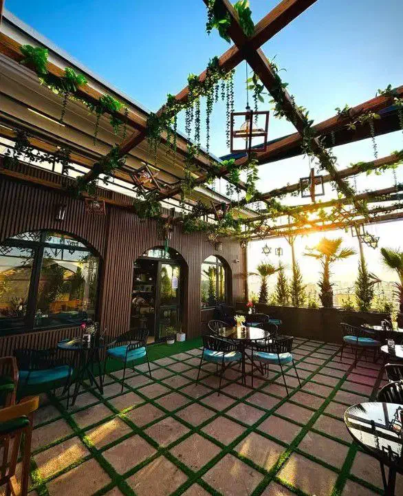 ویتر و کمک اشپز|استخدام خدمات فروشگاه و رستوران|اسلامشهر, باغ فیض|دیوار