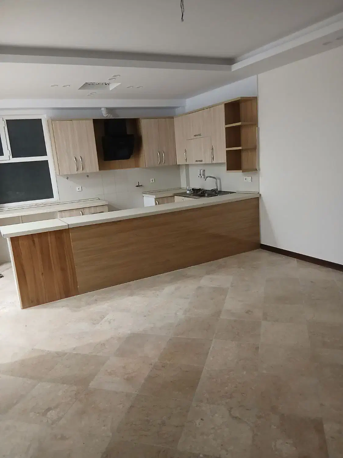 آپارتمان ۱۰۰ متری بلوار کشاورز