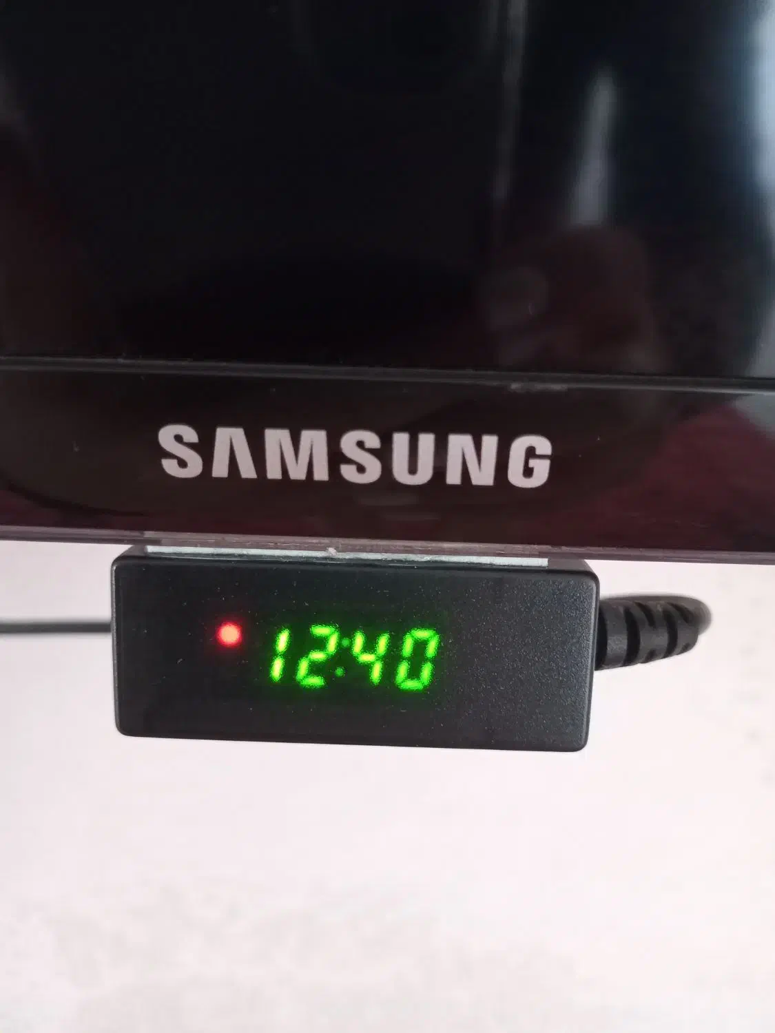 تیوی۴۶سامسونگ همراه با عینک|تلویزیون و پروژکتور|رودسر, |دیوار