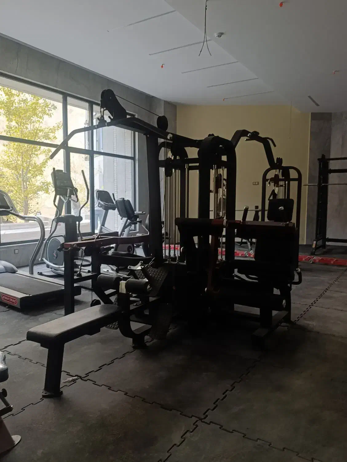 آپارتمان ۲۷۰ متر. نیاوران  270 متر  ۴ خواب عا.لی