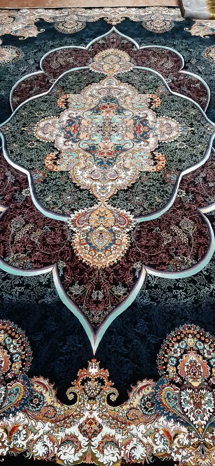 فرش  هزارشانه خیلی مناسب|فرش|ارومیه, |دیوار