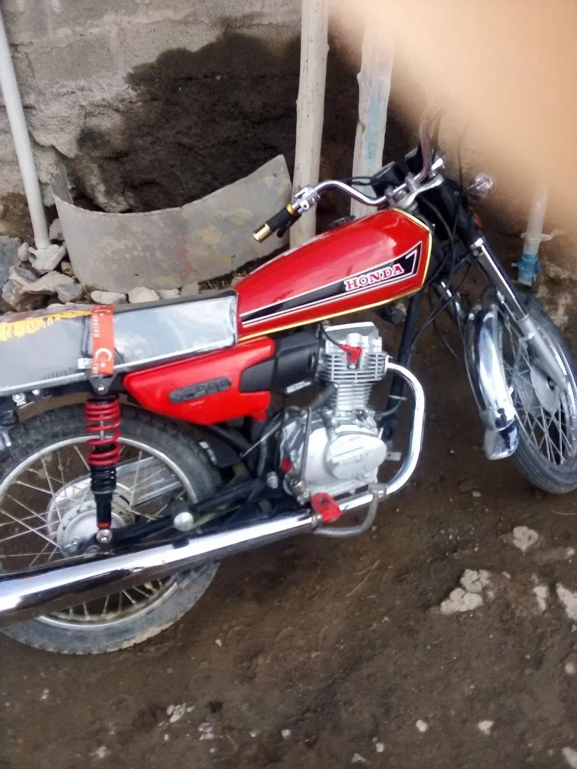 موتور ۱۲۵ مدل ۸۴ عتیقه|موتورسیکلت|کرمانشاه, |دیوار