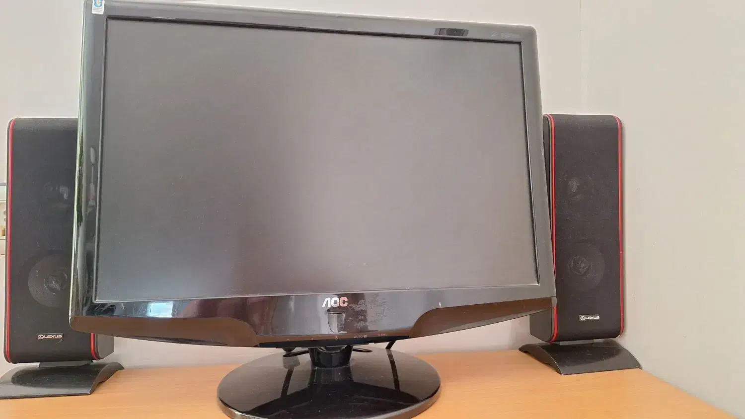 کامپیوتر|رایانه رومیزی|گنبد کاووس, |دیوار