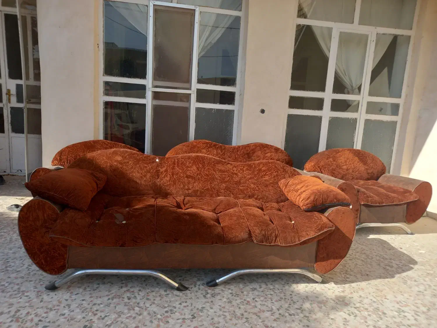 مبل راحتی ۷ نفره|مبلمان خانگی و میز عسلی|مرودشت, زنگی آباد|دیوار