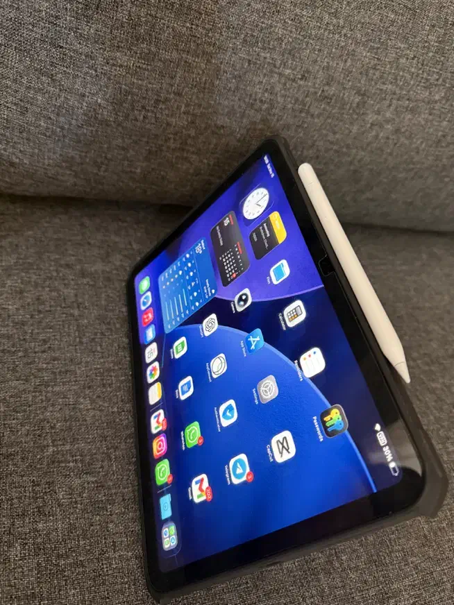 آیپد نسل ۱۱ (A16) ۲۰۲۵ مشابه نو با قلم اصلی|تبلت|تهران, نیاوران|دیوار