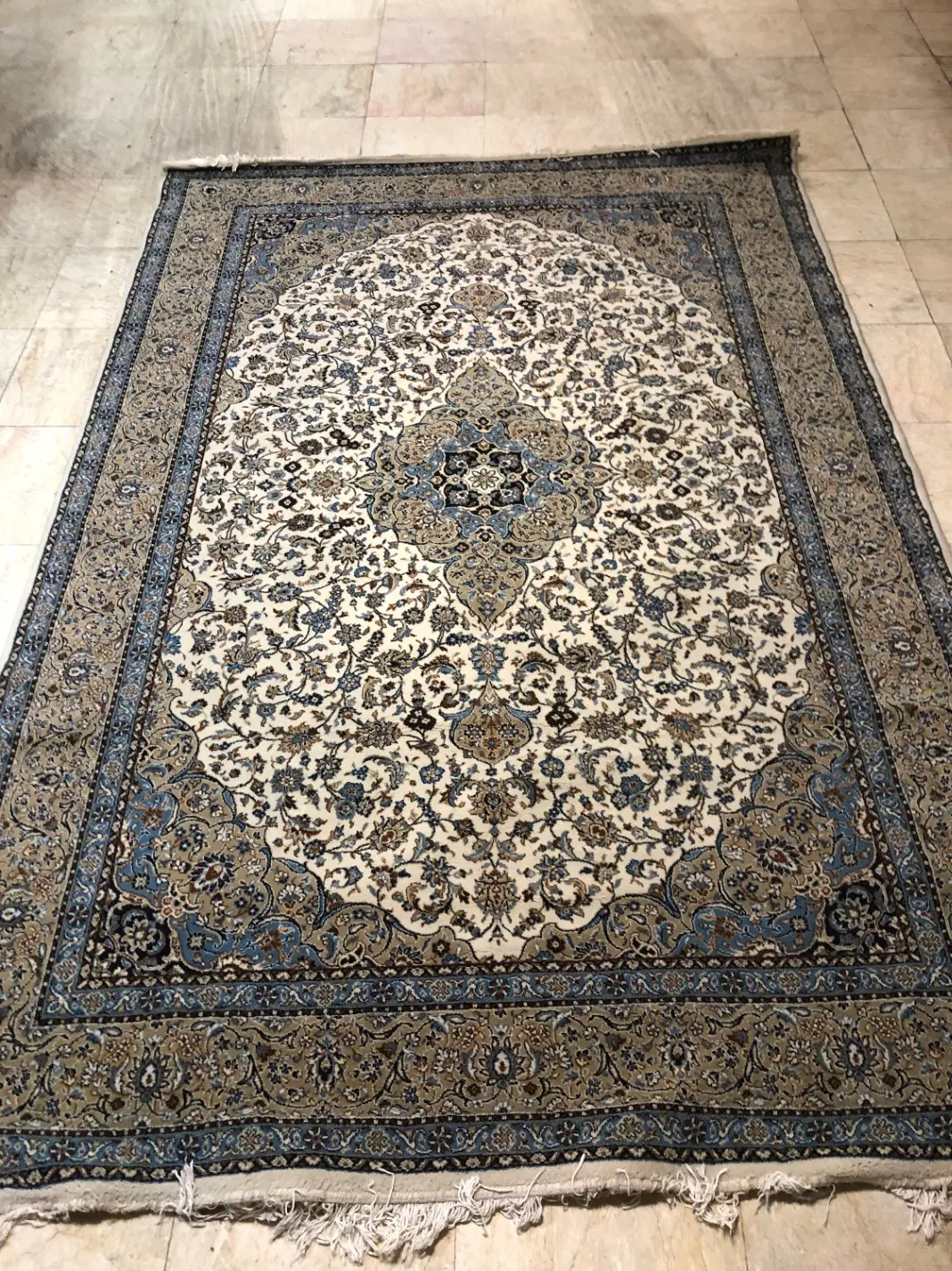 فرش|فرش|رشت, بلوار گیلان|دیوار