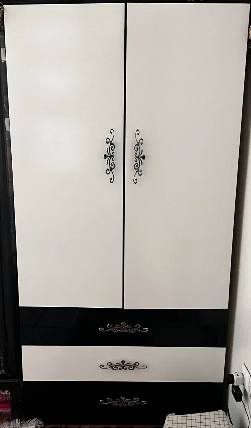 کمد لباسی و میز آرایشی دونه ای ۹تومن|جاکفشی، کمد، دراور|شهرضا, |دیوار