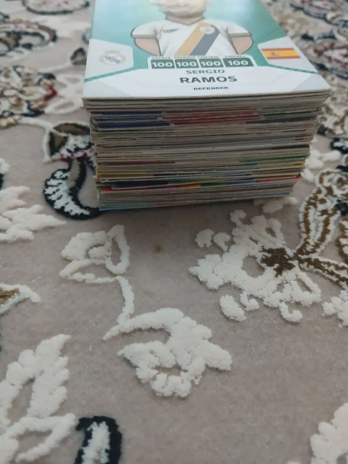 کیمدی|اسباببازی|مهاجران, |دیوار