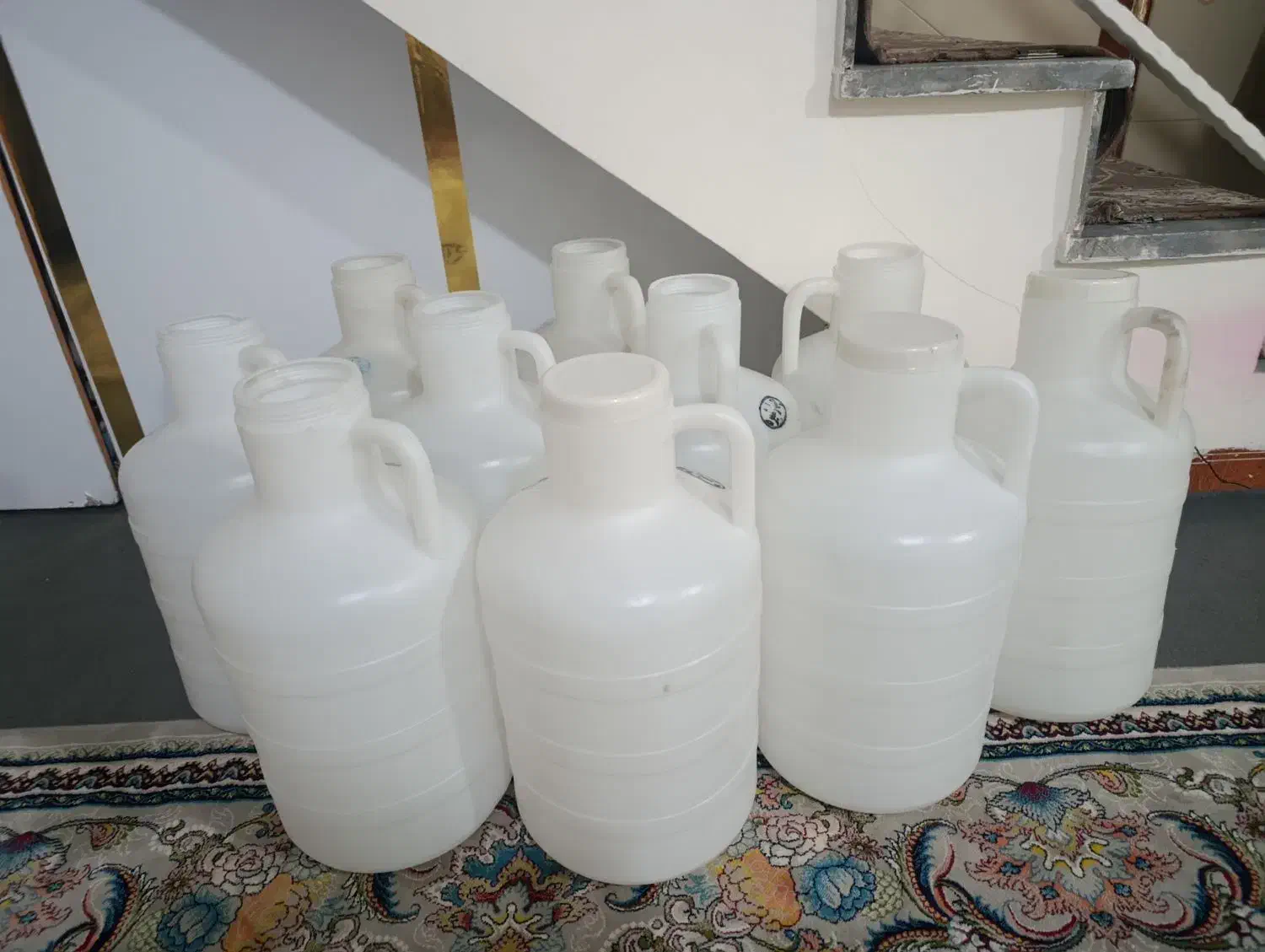 تعدادی دبه بیست لیتری کاملا سالم و نو|ظروف نگهدارنده، پلاستیکی، یکبارمصرف|قرچک, زیبا شهر|دیوار