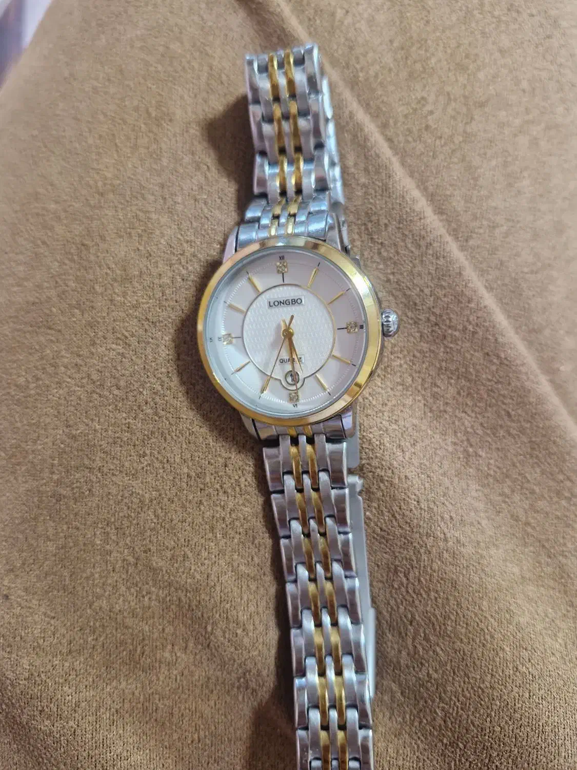 ساعت زنانه LoNGBo|ساعت|رشت, باهنر|دیوار