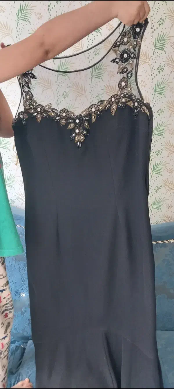 لباس مجلسی کرپ مشکی|لباس|شیروان (خراسان), |دیوار