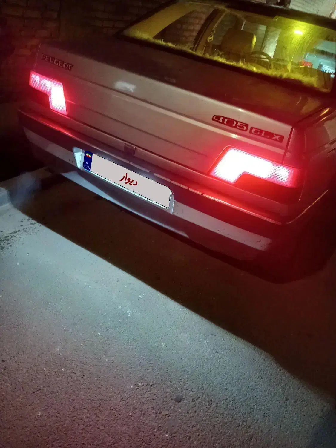 پژو ۴۰۵ بی رنگ|خودرو سواری و وانت|قرچک, میرزائی شمالی|دیوار