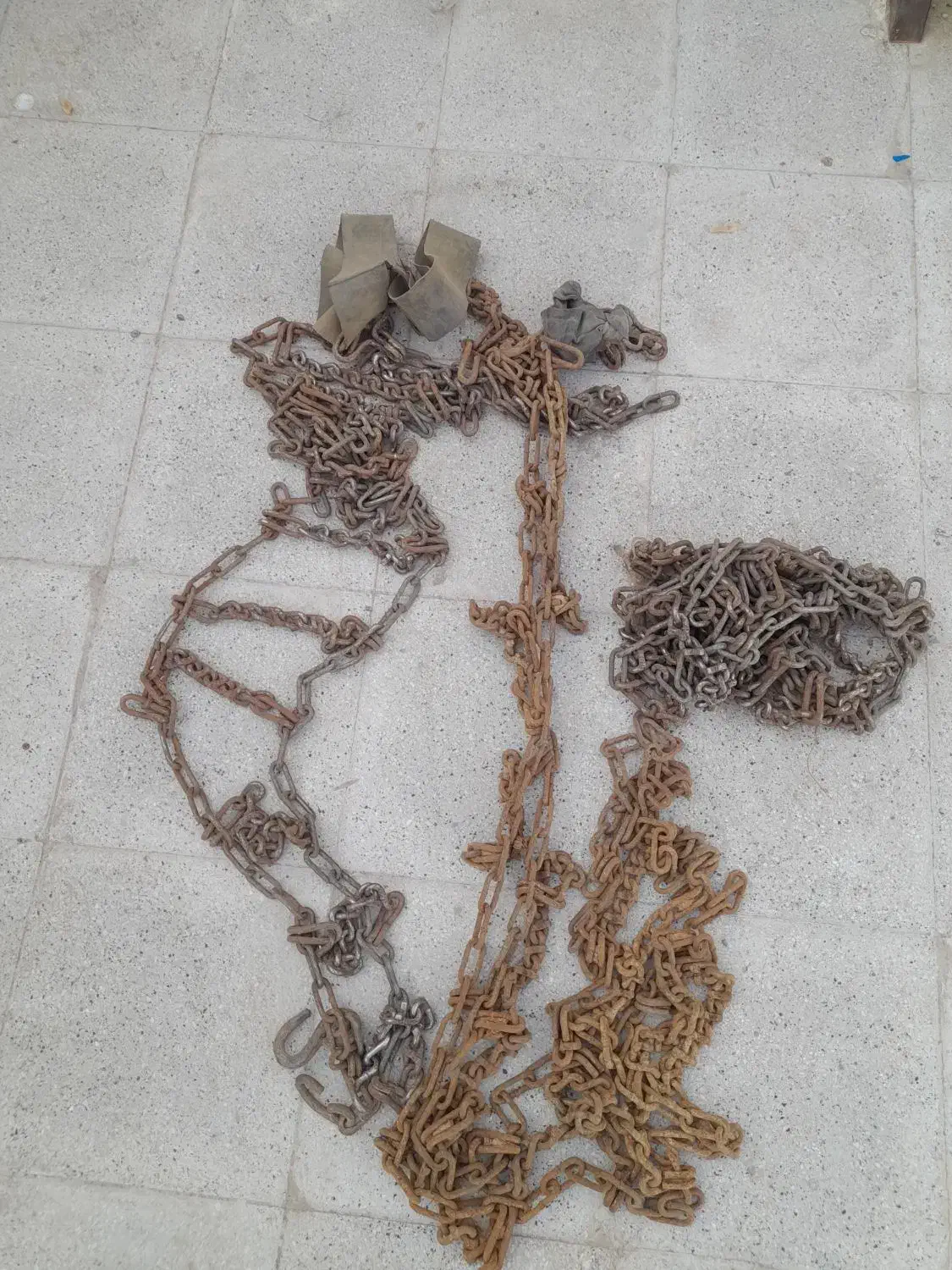 زنجیر چرخ نیسان|قطعات یدکی و لوازم جانبی|مشهد, امام خمینی|دیوار