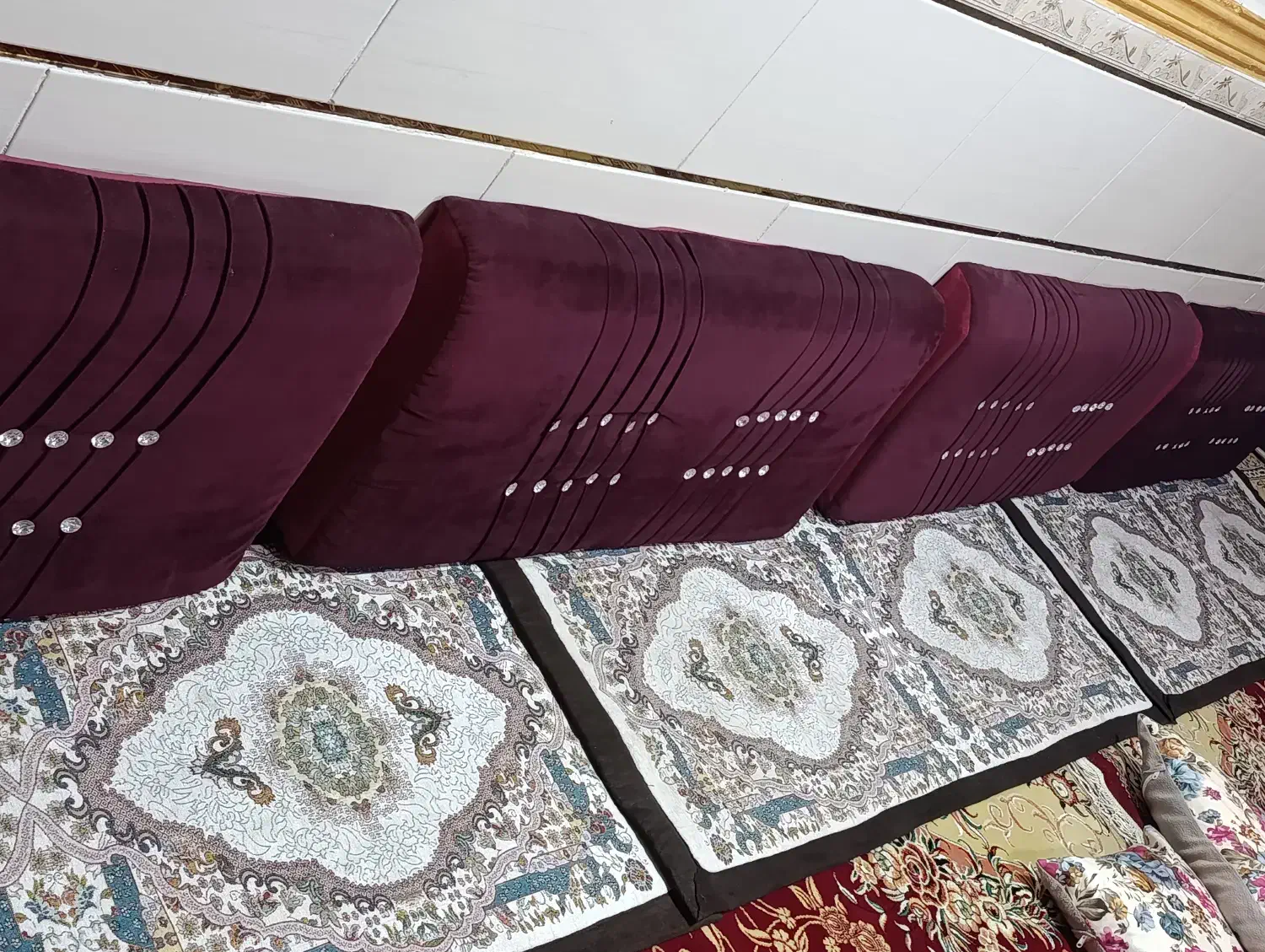 پشتی|پشتی|آبادان, |دیوار