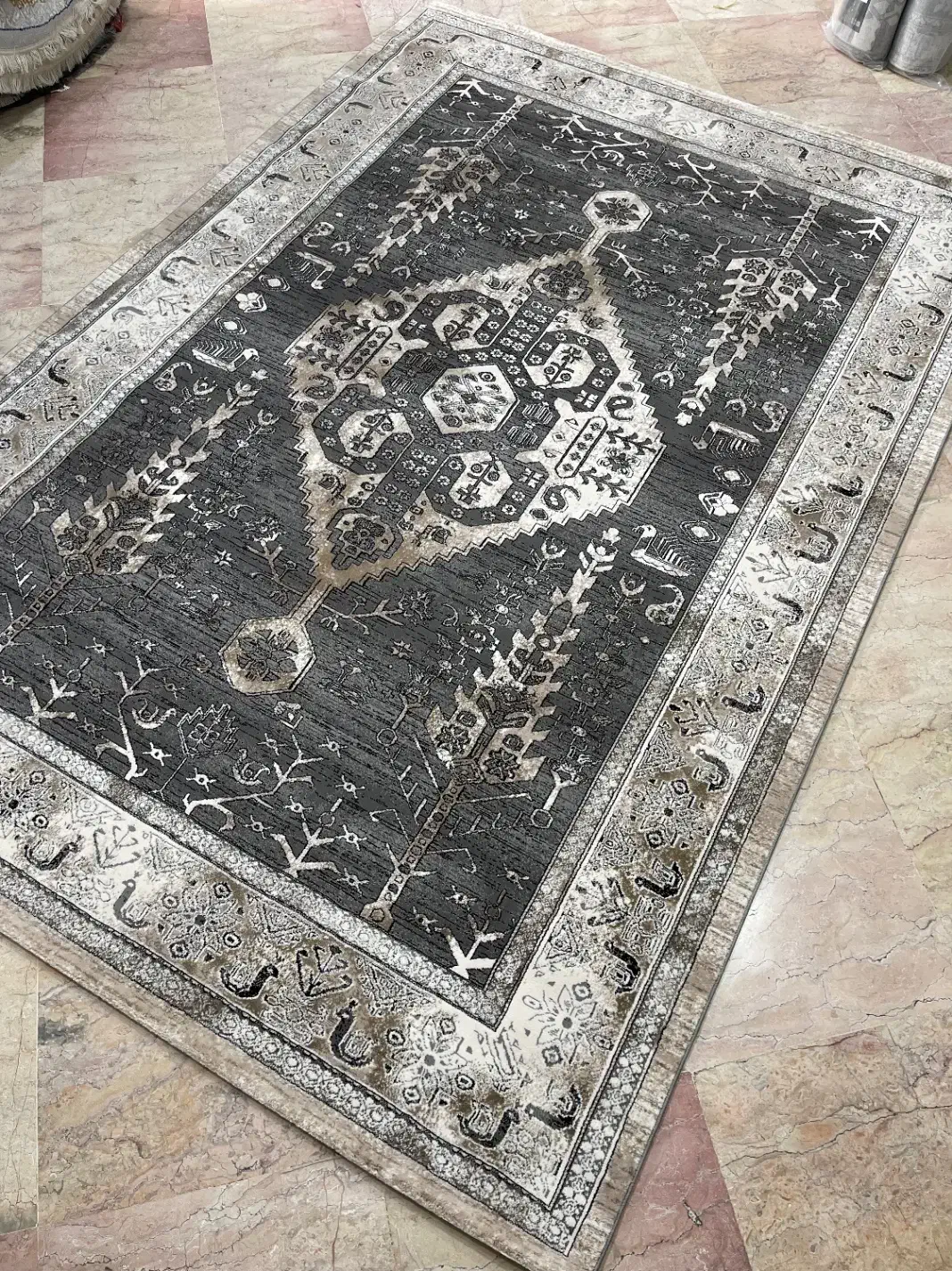 مشکی رنگ جذاب نخ ترک700شانه|فرش|تهران, جیحون|دیوار