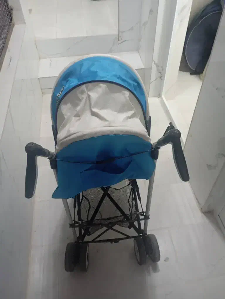 فروش کالسکه نو|کالسکه و لوازم جانبی|شیراز, رکنآباد|دیوار