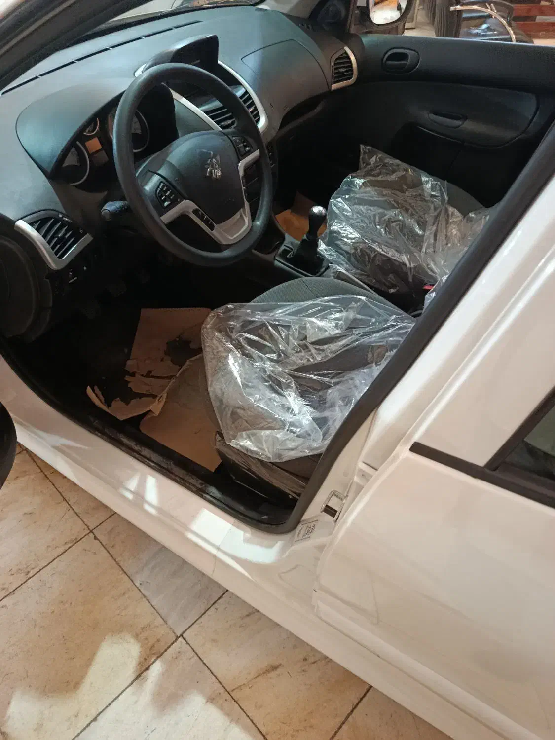 207سقف فلز صفر|خودرو سواری و وانت|کرمان, |دیوار