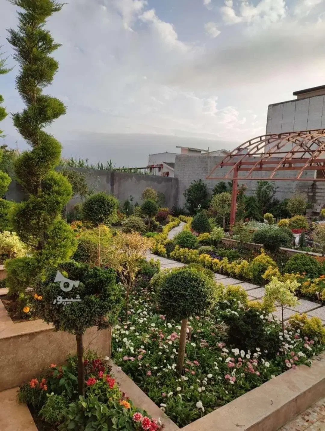 خدمات باغبانی باغچه کاری گلکاری درختکاری خاک گلدون|خدمات باغبانی و درختکاری|تهران, هروی|دیوار