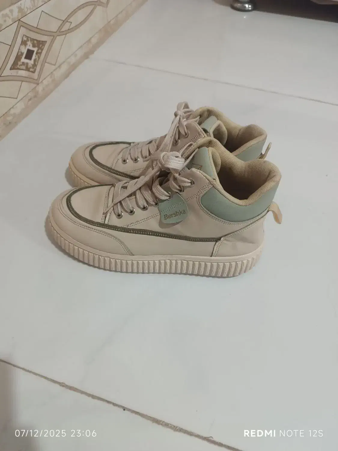 کفش اسپرت زنانه در حد نو شماره ۳۹|کیف، کفش، کمربند|تربت جام, معدآباد|دیوار