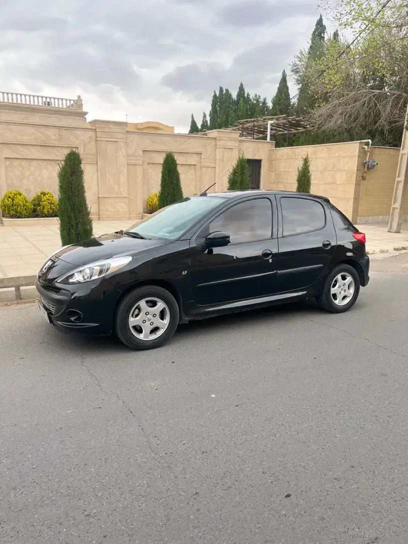 ۲۰۷|خودرو سواری و وانت|یزد, |دیوار