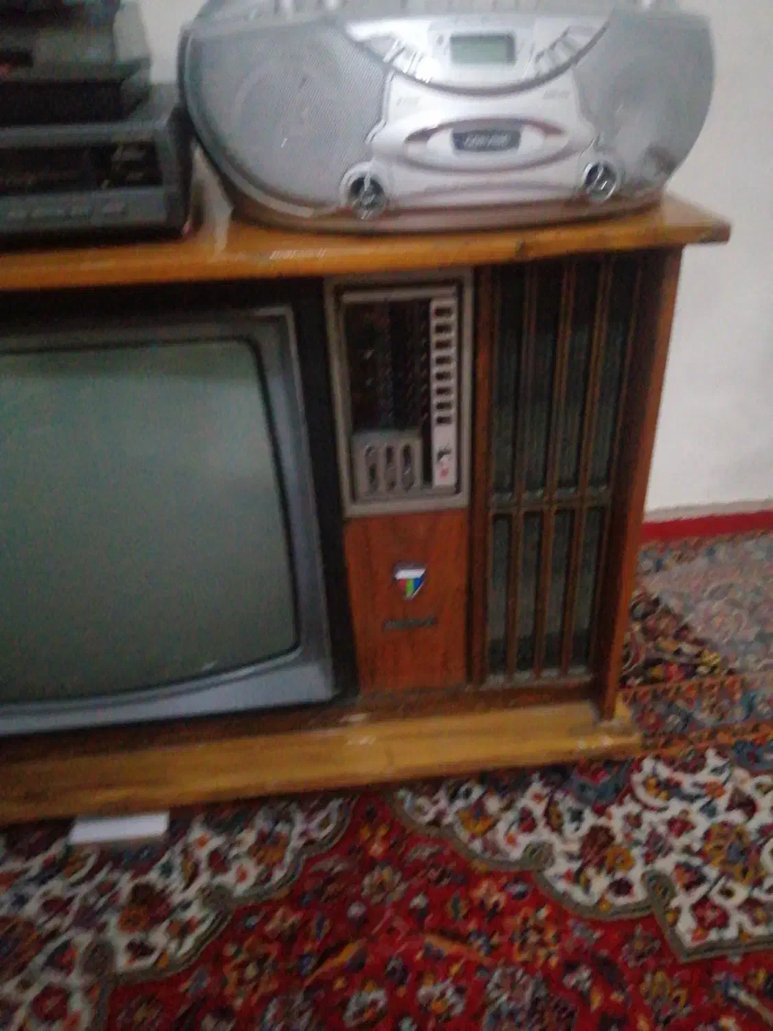 تلویزیون قدیمی ناسیونال|تلویزیون و پروژکتور|تبریز, |دیوار