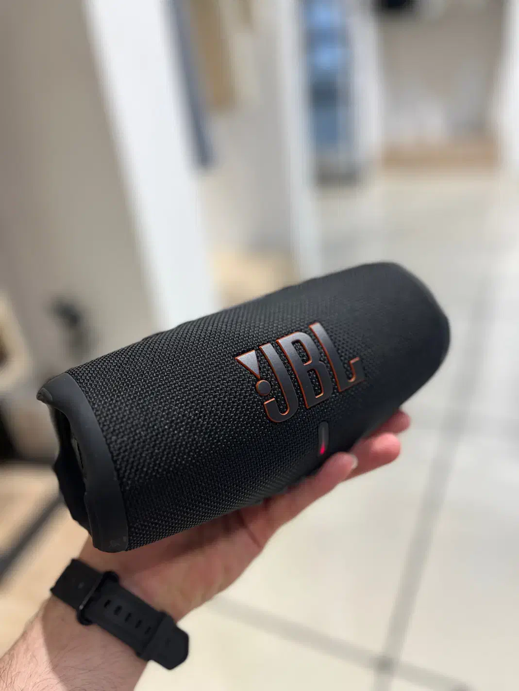 Jbl جی بی ال شارژر ۵|پخش‌کننده همراه|اصفهان, سپاهان‌شهر|دیوار
