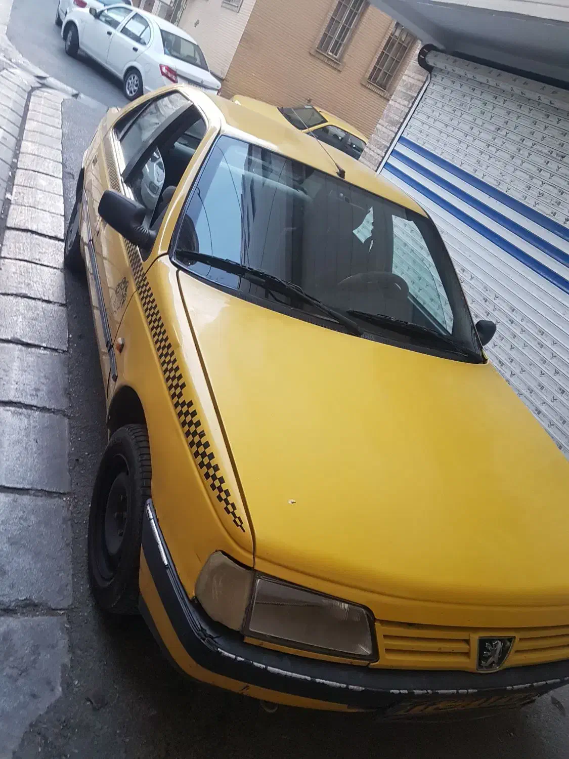 پژو 405 GL - دوگانه سوز CNG، مدل۱۳۹۰|خودرو سواری و وانت|فردیس, منظریه|دیوار
