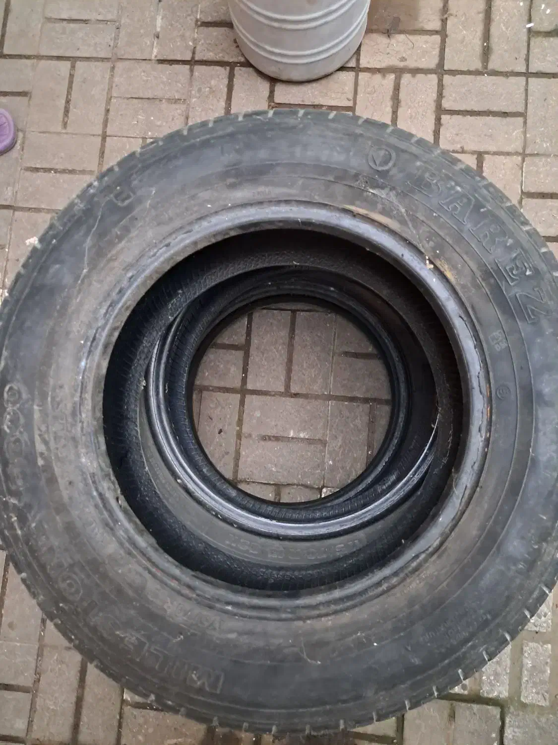 لاستیک خودرو|قطعات یدکی و لوازم جانبی|رشت, گلباغ نماز|دیوار