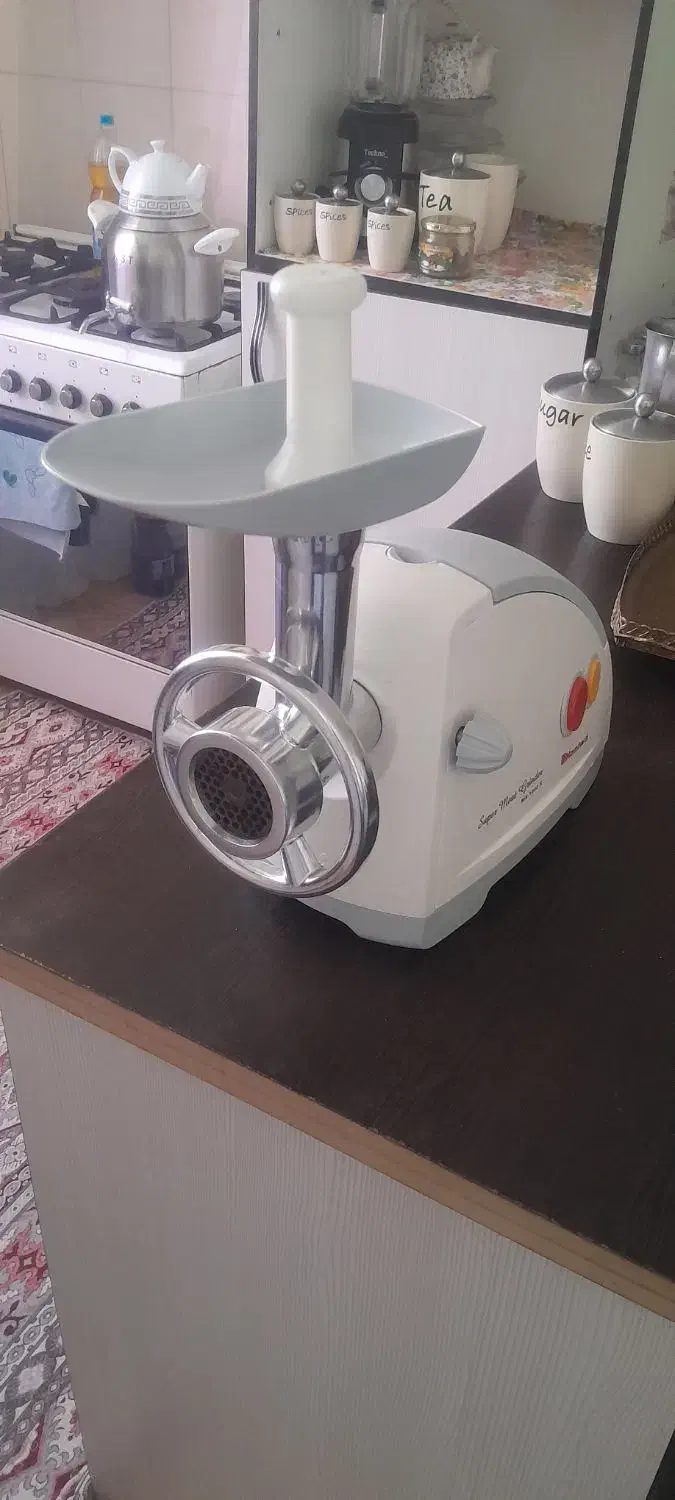 چرخ گوشت/آباژور/وسایل تکواندو|تجهیزات ورزشی|گرمسار, |دیوار