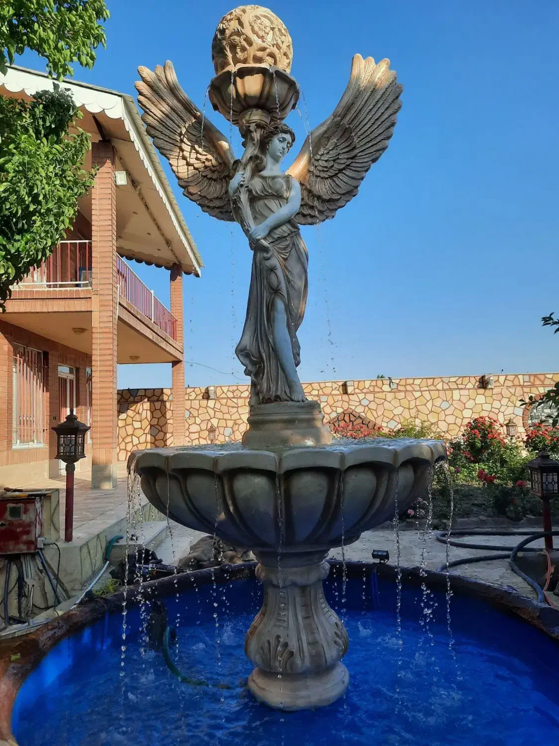 تولیدات آبنما های طبقاتی وبتنی باربیکیو و مجسمه ای|مصالح و تجهیزات ساختمان|مشهد, میان ولایت|دیوار