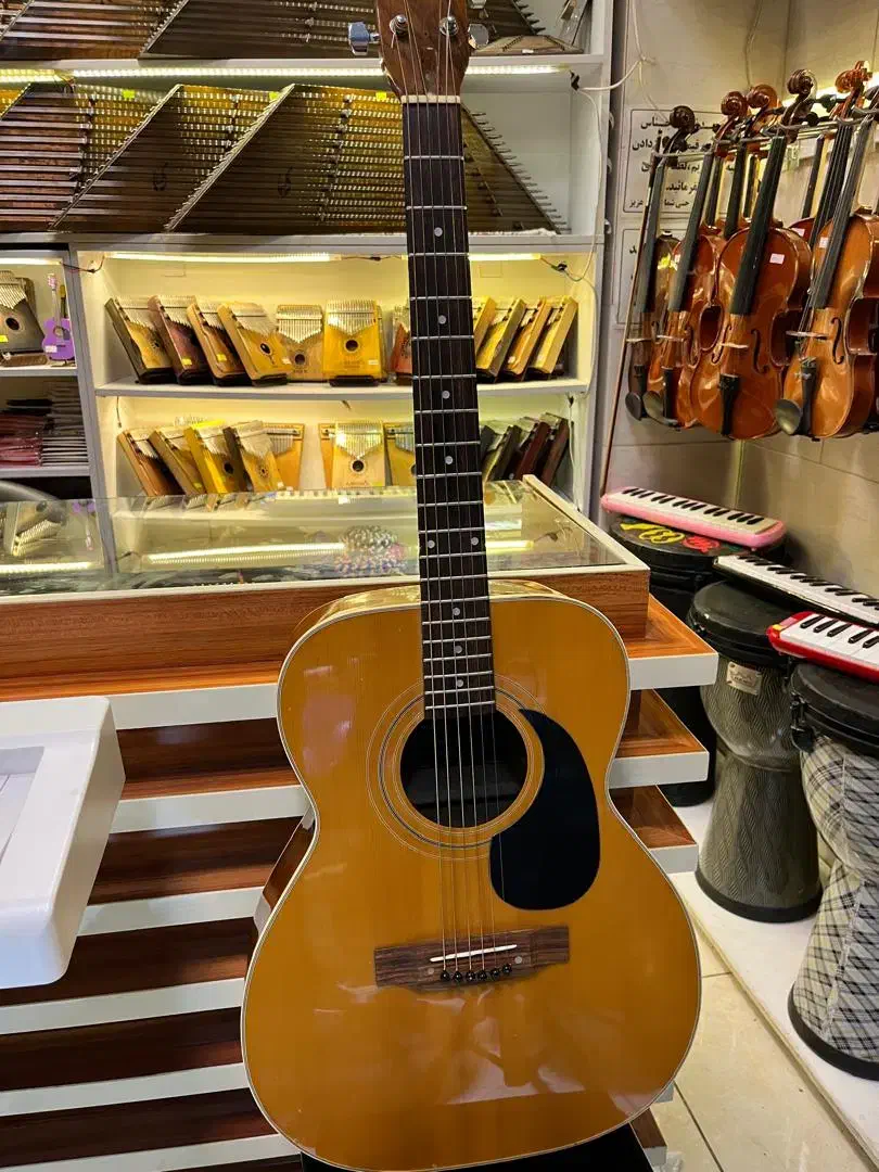 گیتارآکوستیک کوردوبا گالری موسیقی آرتیاپاساژشهرسبز|گیتار، بیس، امپلیفایر|لاهیجان, انقلاب|دیوار