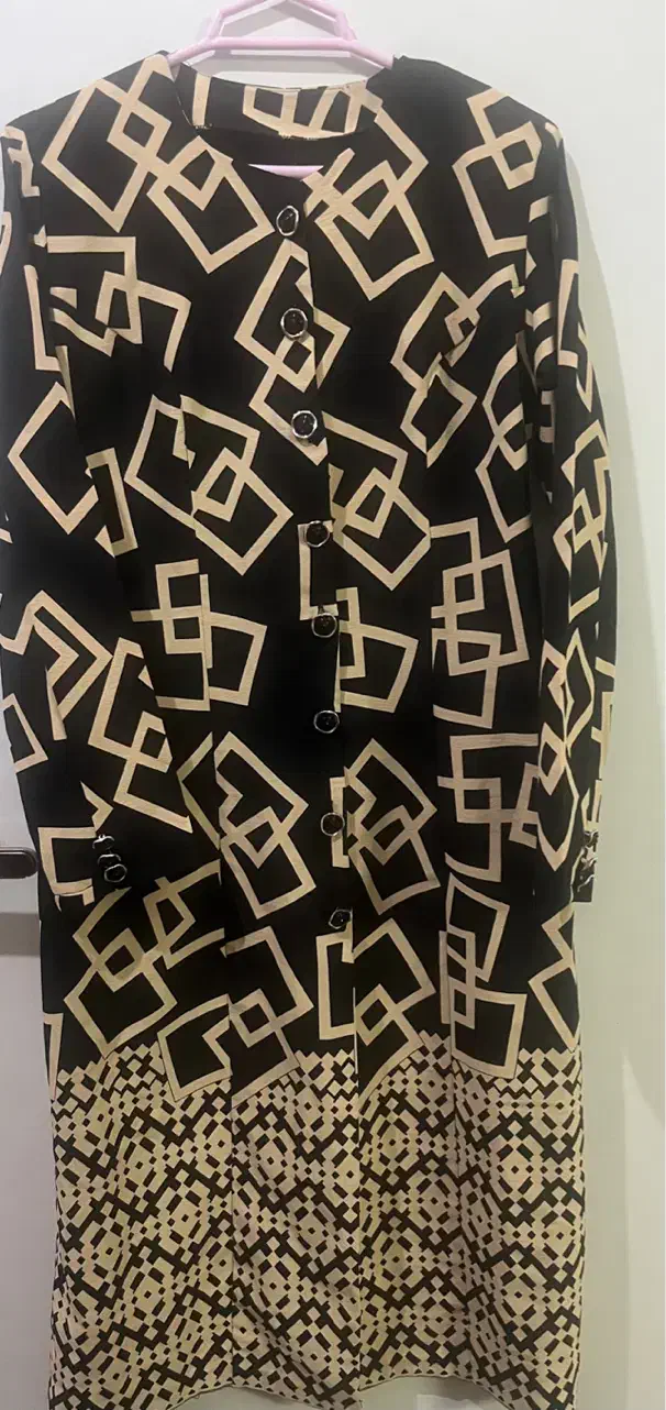 ۲عددمانتویکی بافت یکی پاییزه جنس عالی شلوارلی|لباس|یزدان شهر, |دیوار