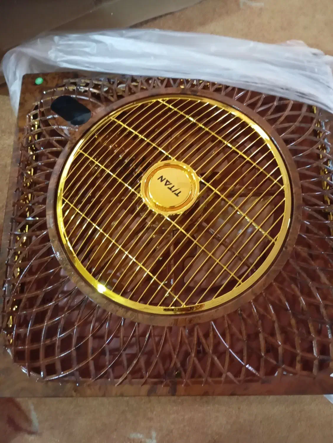 لوستر|لوستر و چراغ آویز|بندر کنگان, |دیوار