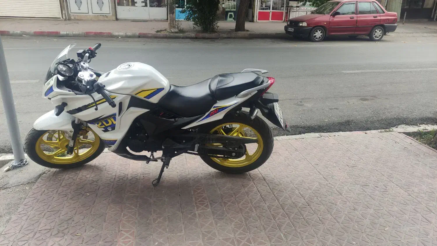 مگلی۲۰۰|موتورسیکلت|سنندج, |دیوار