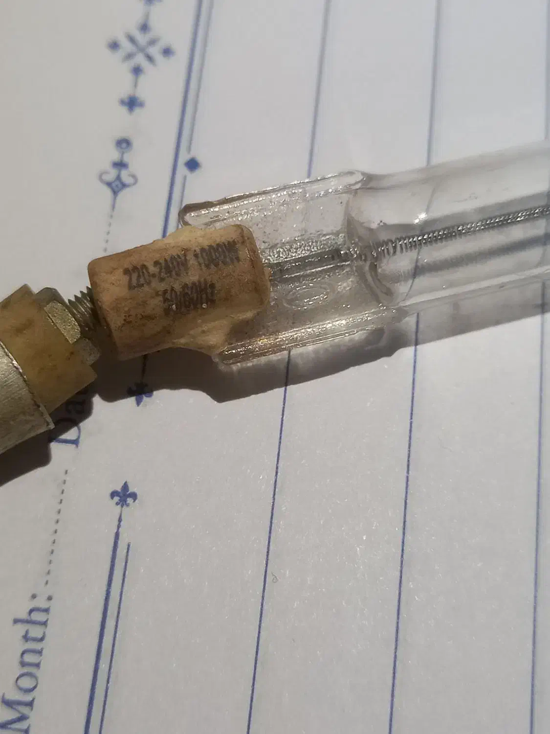 پروژکتور هزار وات|تلویزیون و پروژکتور|همدان, |دیوار