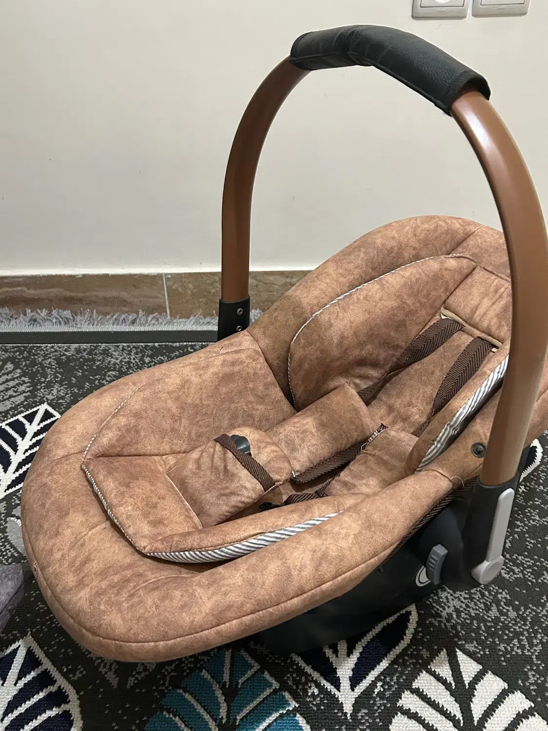 کریر نو|تخت و صندلی بچه|تهران, یافت آباد جنوبی|دیوار